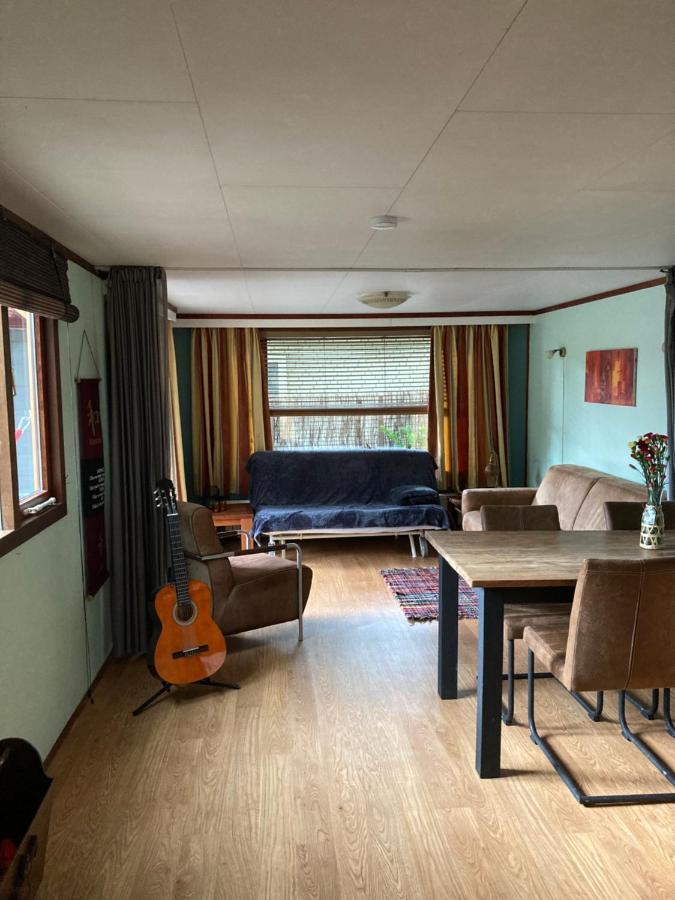 Welcome, Relax And Enjoy Your Stay Putten Bagian luar foto